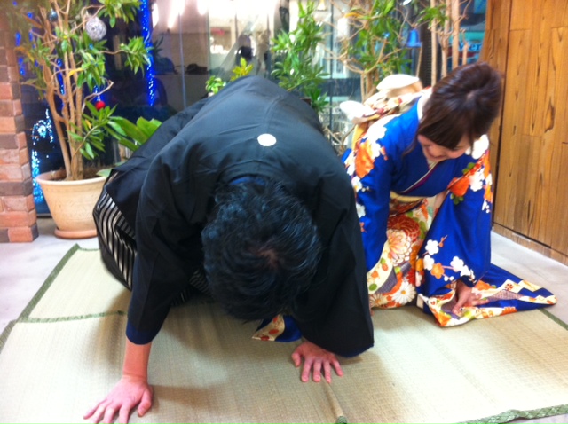 http://www.b2c.jp/blog/kimono7.JPG