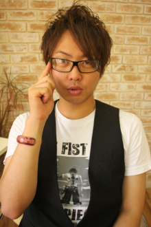 http://www.b2c.jp/blog/megane7.jpg