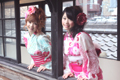 http://www.b2c.jp/blog/yukata3s.jpg