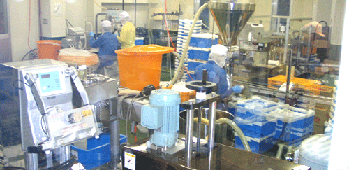 育毛剤・無添加シャンプー製造工場5